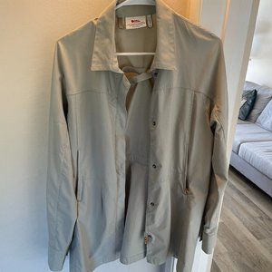 Fjallraven lightweight women's XL jacket